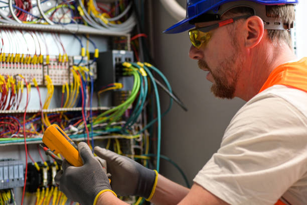 Best 24-Hour Electrician  in Deephaven, MN